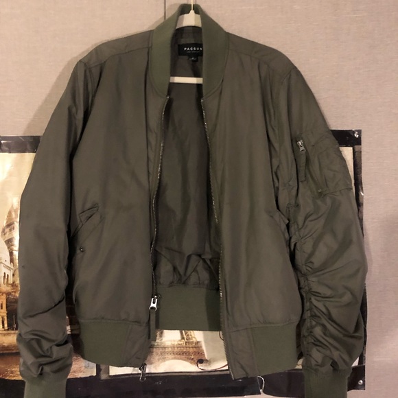 PACSUN Los Angeles Olive Bomber Jacket!! - Picture 1 of 3